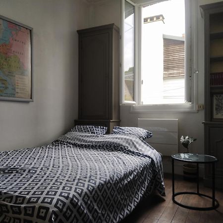 Appartamento Le Nid Normand Avec Terrasse - Stationnement Facile Et Gratuit - 5 Min Seine Deville-les-Rouen Esterno foto